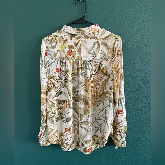 H&M tropical floral sheer button up long sleeve blouse size small - Picture 2 of 8